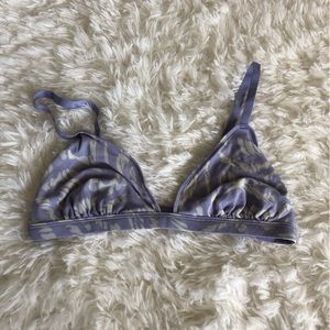 Skims triangle mesh bra in lavender sz medium